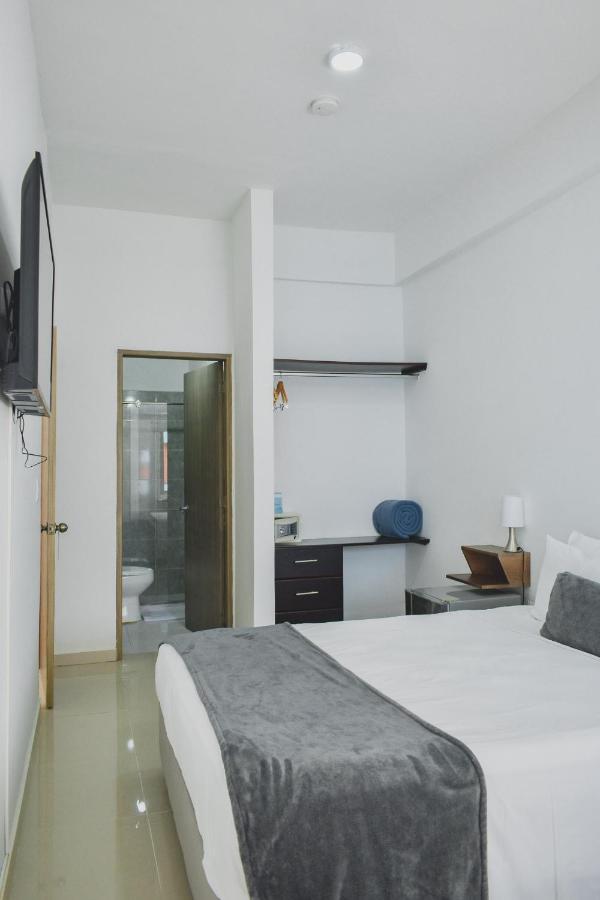 Hotel El Marques De Manga Cartagena Екстер'єр фото