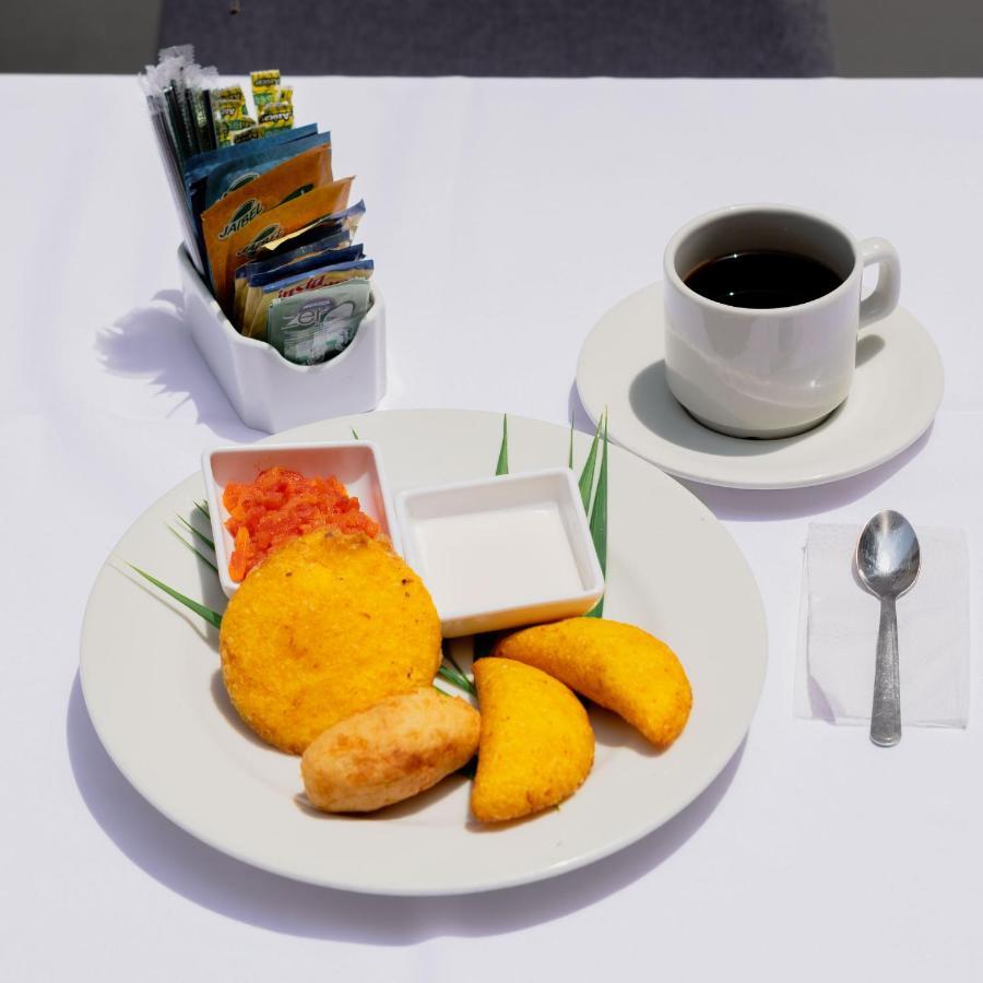 Hotel El Marques De Manga Cartagena Екстер'єр фото